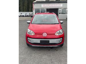 Volkswagen up! 2015-2 Volkswagen up! Cross - Image 2