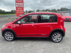 Volkswagen up! 2015-2 Volkswagen up! Cross - Image 4