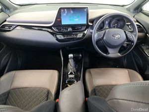 Toyota C-HR HYBRID AUTO - Image 3
