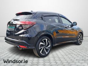 Honda Vezel RS HYBRID - Image 2