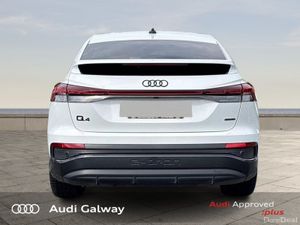 Audi Q4 e-tron 45 BLACK EDITION QUATTRO 286PS *BIG - Image 3