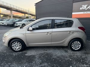 Hyundai i20 CLASSIC 5DR 1.2 4DR - Image 4