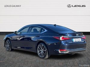 Lexus ES Dynamic Auto - Image 2