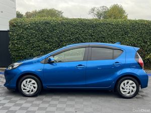 Toyota Aqua 1.5 HYBRID AUTO // SERVICE HISTORY // - Image 3