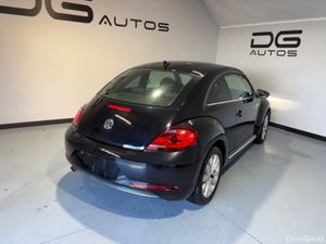 Volkswagen Beetle Auto - Low KMs - Mint Condition- - Image 4