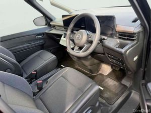 Nissan Serena 8 SEAT E-POWER HIGHWAY STARV - Image 4