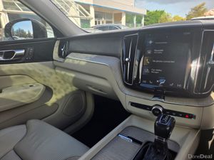 Volvo XC60 D4 INSCRIPTION AT 5DR Auto - Image 3