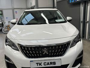 17 PEUGEOT 3008 ALLURE 1.6 DIESEL - Image 4