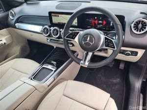 Mercedes-Benz GLB GLB200d Progressive AUTO *(7 SEA - Image 2