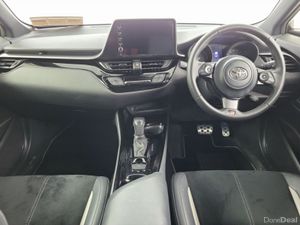 Toyota C-HR GR Sports Top Spec Hybrid 2 tone - Image 4