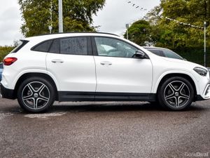 Mercedes-Benz GLA 180d AMG Night Pack Auto - Image 3