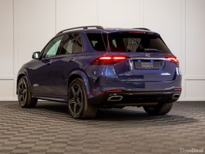 2025 Mercedes-Benz GLE 400e Urban Edition - Image 4