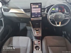 Renault Captur full hybrid E-Tech 160 Auto - Image 2