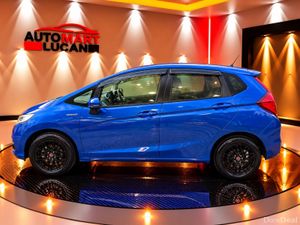 HONDA FIT 2019  LEATHER 41K KM - Image 3