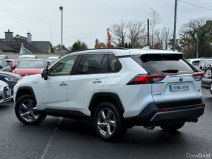 HIGH SPEC**201 TOYOTA RAV-4 2.5 PETROL HYBRID AUTO - Image 3