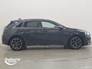 Kia ceed 1.5T GDi ISG 138 GT-Line 5dr - Image 4