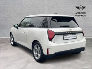 Mini Cooper Cooper SE - Image 2