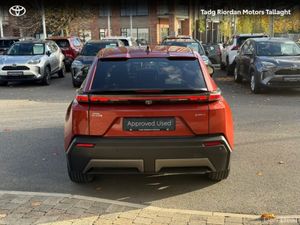 Toyota C-HR BEV SPORT 77 kWh *EX DEMO* - Image 4