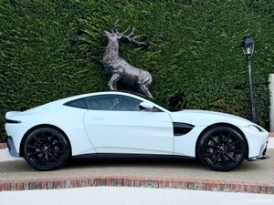 Aston Martin Vantage V8 Aston warranty 2028 - Image 3