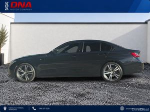BMW 3-Series 320D MSPORT LCI - XDRIVE - 13K KMS - Image 3