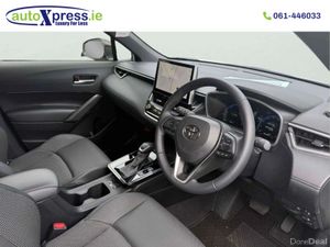Toyota Corolla Cross 1.8 HYBRID Z, ULTRA Low Milea - Image 2