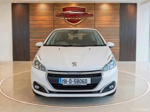 191 Peugeot 208 1.2 PureTech Automatic /44k km - Image 2