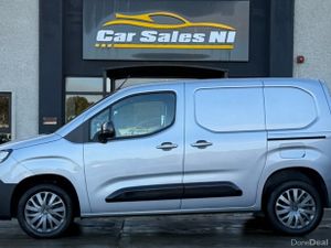 1.5 BlueHDi 1000 Asphalt Standard Panel Van 5dr Di - Image 3