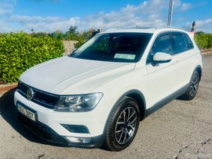 2017 Volkswagen Tiguan 2.0L TDI - Image 2