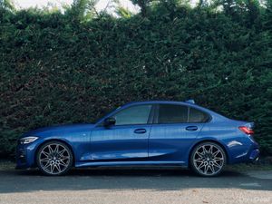 BMW 320D X-Drive  M SPORT 2022 | Extremely Low kms - Image 2