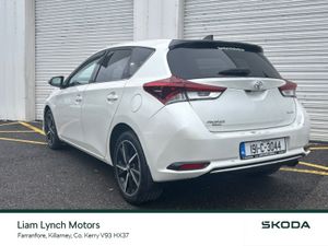 Toyota Auris 1.2  Luna Sport - Image 3