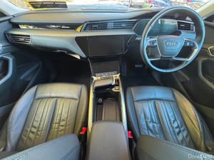 Audi e-tron 50 QUATTRO TECHNIK BLACK LEATHER - Image 2