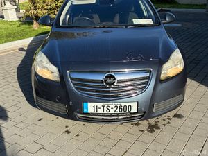 Vauxhall Insignia 2011 - Image 2