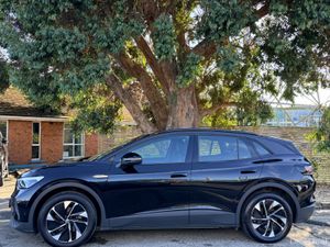2023 Volkswagen ID.4..52 KWH BATTERY..2 KEYS - Image 3