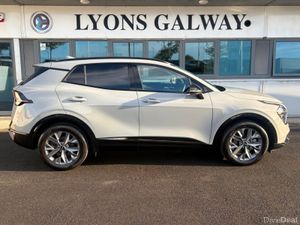 Kia Sportage Hybrid / Top Spec / €1,000 Discount f - Image 3
