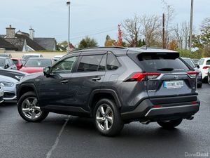 LEATHER**191 TOYOTA RAV 42.5 PETROL HYBRID - Image 3