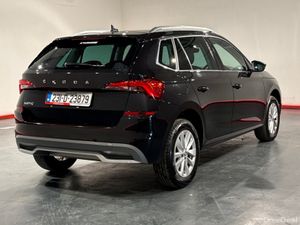 Skoda Kamiq 1.0 TSI DSG - MULTI FUNCTION STEERING - Image 4