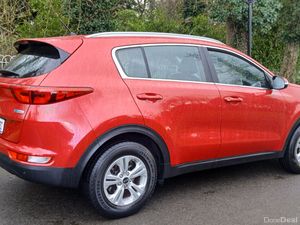 Kia Sportage 2017 *1 OWNER IRISH CAR* 1.7 CRDi LX - Image 3