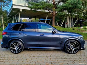 BMW X5 45e X-DRIVE M-SPORT M-PERFORMANCE - Image 2