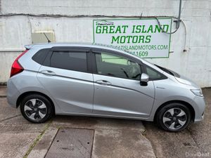 Honda Fit DAA-GP5 - Image 4