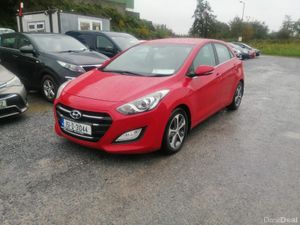 2015 Hyundai i30 Automatic Duesel - Image 2