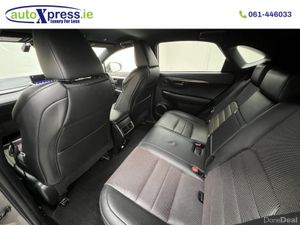 Lexus NX NX300H F SPORTS 2.5 Hybrid, Low mileage - Image 4