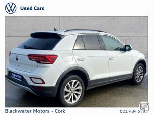Volkswagen T-Roc 2.0TDI 116BHP EDITION 75 - Image 4