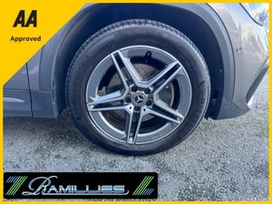 Mercedes-Benz GLA 250E Auto Premium, Pan Roof, Hug - Image 4