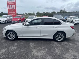 BMW 3-Series 2019-2 BMW 320D SE - Image 4