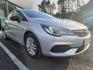 Opel Astra Van 2022 1.5L Diesel Manual - Image 2