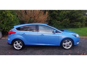 Ford Focus 1.0 ECOBOOST Titanium 125 - Image 2