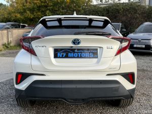 2018 Toyota C-HR 1.8 HYBRID G MODEL TOP SPEC AUTO - Image 4