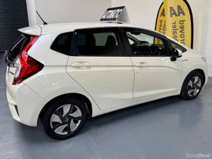 2014Honda Fit / Jazz 1.5 Hybrid Automatic - Image 4