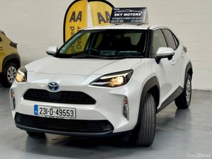2023 Toyota YARIS Cross   1.5 Hybrid automatic - Image 3