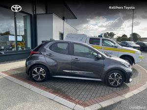Toyota Yaris Luna Sport Hybrid - Image 3